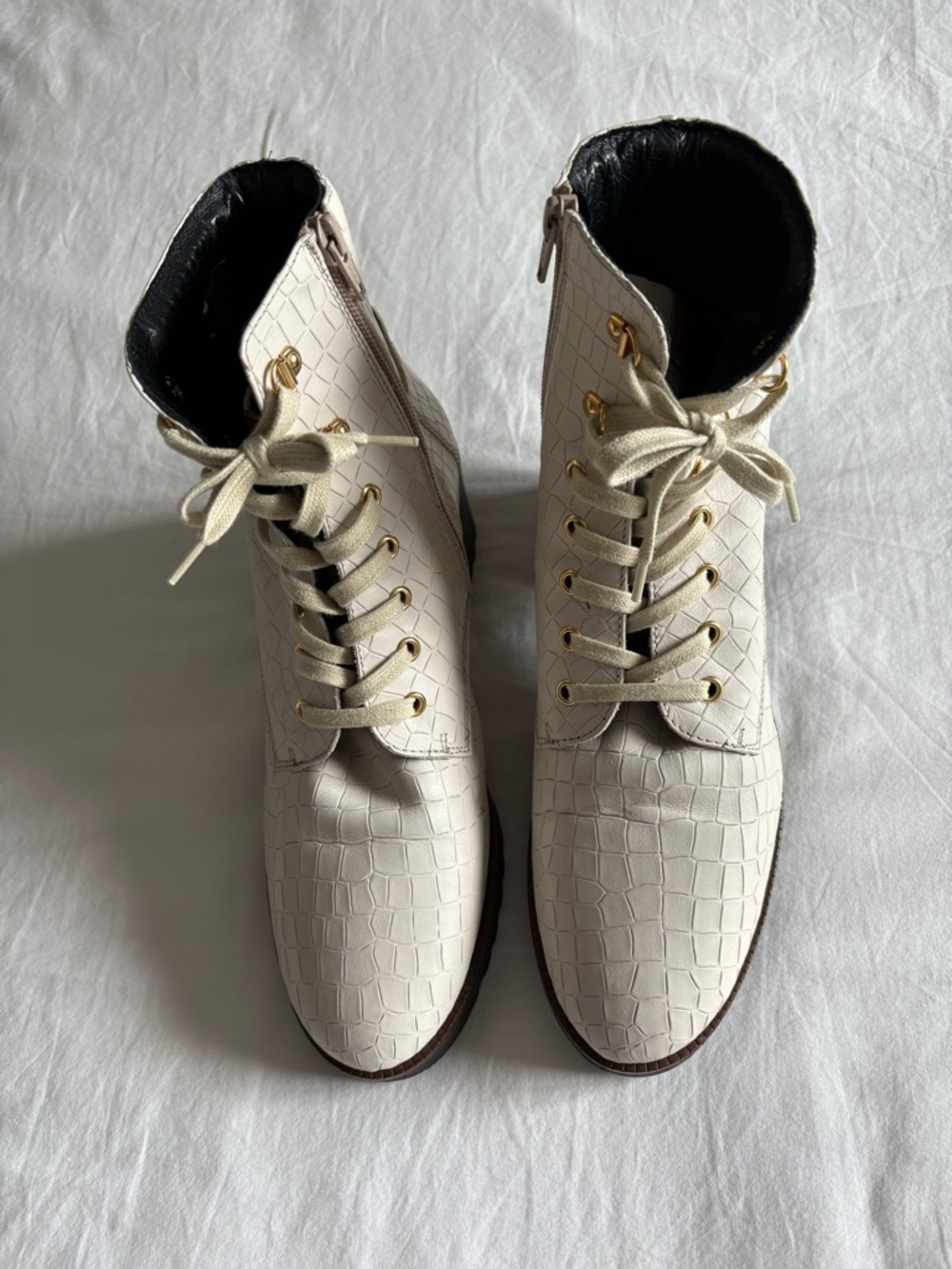 Lace Up Combat Boots Size 42 - Picture 2 of 12